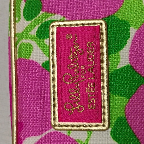 Estee Lauder Lilly Pulitzer Floral Print Waterproof Cosmetic Bag - Picture 2 of 4